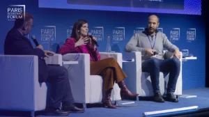 New worlds of information: how AI is reshaping access, creation, and circulation of information